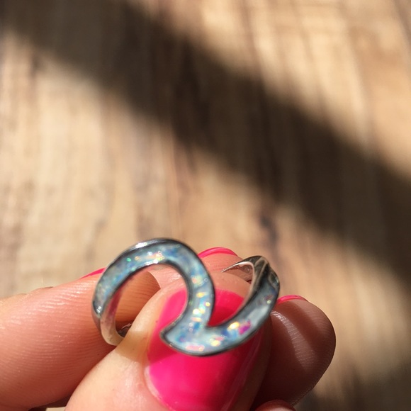 Ocean wave silver fire opal glitter ring Size 9, 8 - Picture 2 of 7